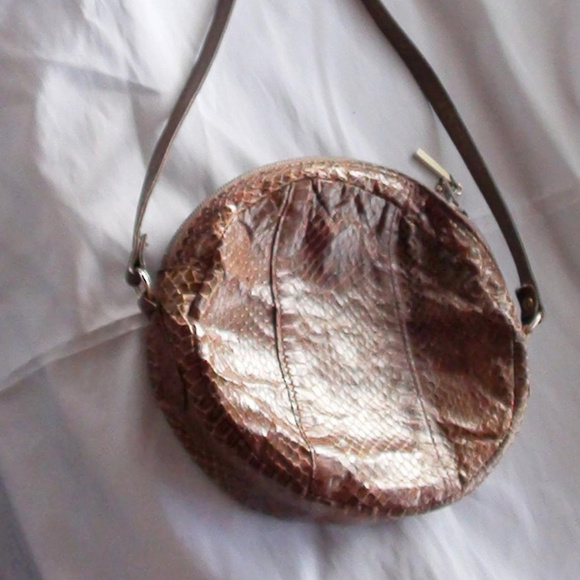 Montaldo Italy Handbags - Montaldo Italy Leather Bag Retro Brown Cross Over